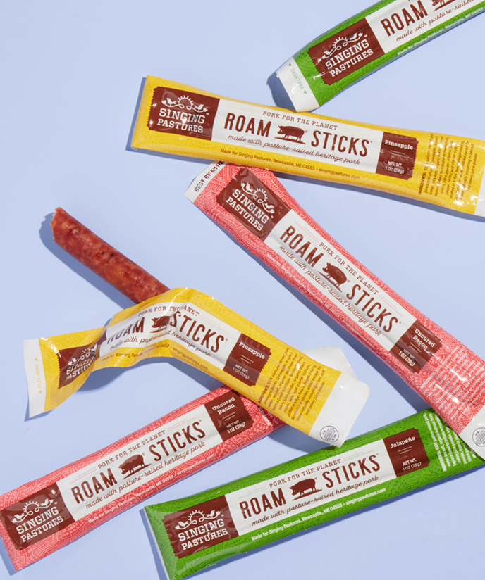Singing Pastures Roam Sticks in different flavors