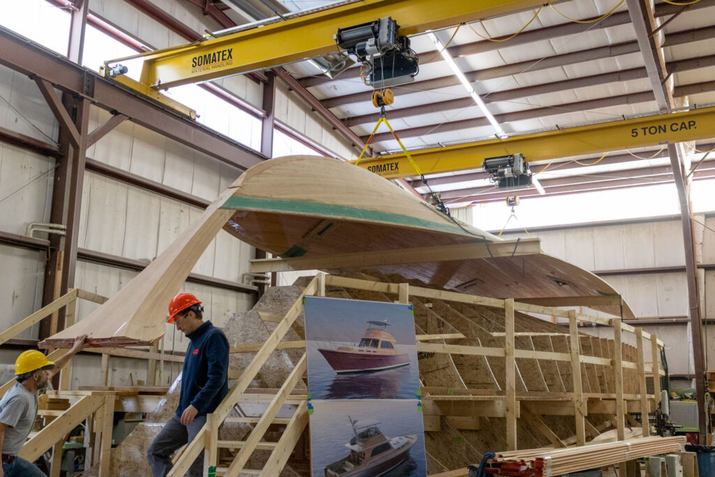 Lyman Morse Boatbuilding, boat hull being made
